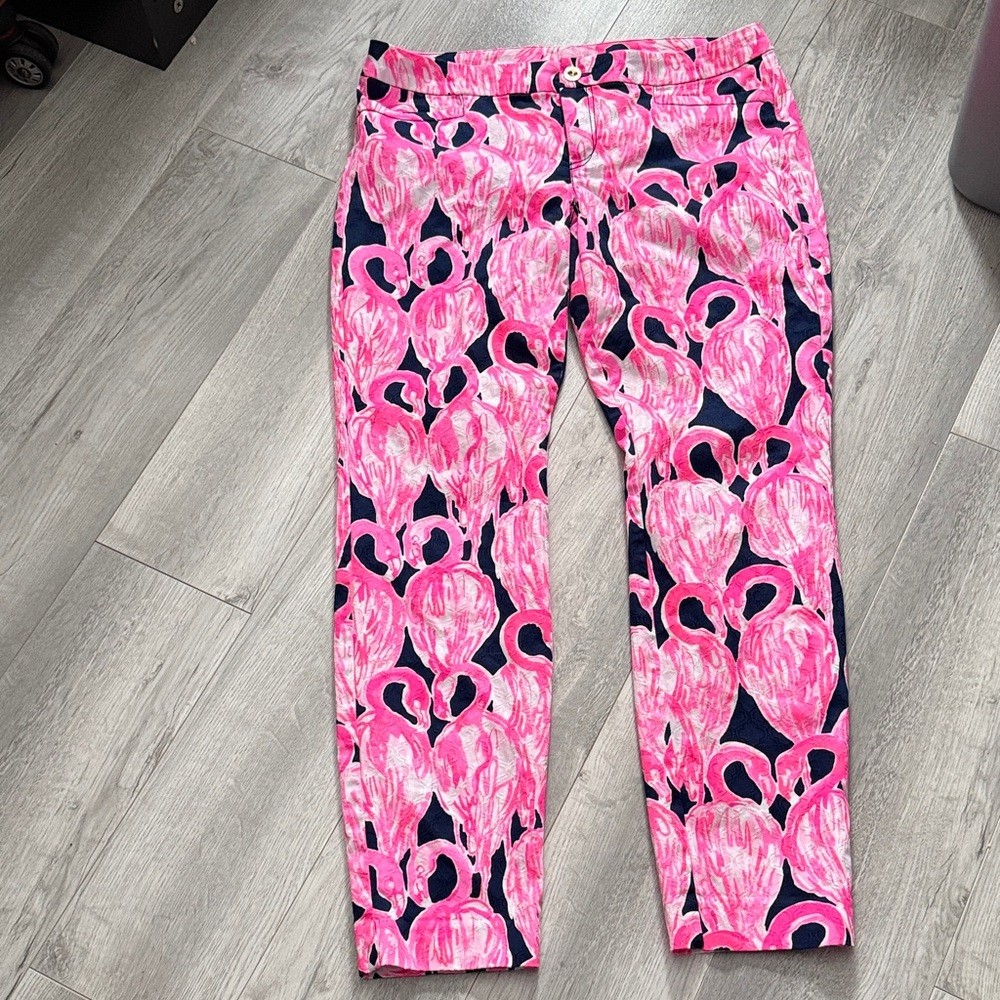 Lilly Pulitzer flamingo pants size 8 (32/29)